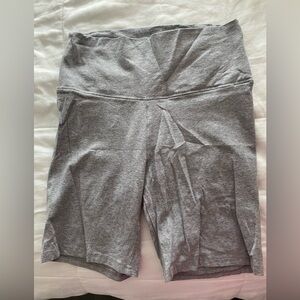 Aritzia TNA Heather Gray Women's 7 inch Bike Shorts